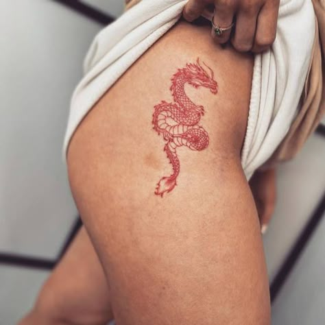 Getting Piercings, Red Dragon Tattoo, Dragon Tattoo For Women, Hip Tattoos Women, Red Ink Tattoos, Inspiration Tattoos, Dragon Tattoos, Red Tattoos, Arrow Tattoo