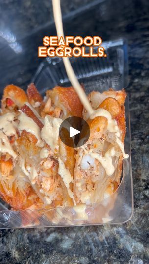 Seafood Eggrolls, Seafood Egg Rolls, Kimmy Creations, Crab Mac And Cheese, Food Egg, Fish Recipes Healthy, Food Diy, Egg Roll, Interesting Food