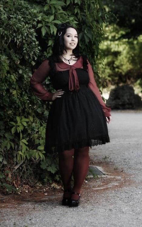 Boss Witch Take 2 - Album on Imgur Plus Size Witch Aesthetic, Fem Nonbinary Fashion, Corporate Goth Plus Size, Plus Size Goth Outfits, Plus Size Witch, Fat Goth, Elizabethan Fashion, Plus Size Gothic, Plus Size Goth