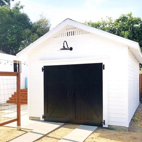 This right here is MAJOR inspiration for me! @our1909cottage turned her detached garage into the most lovely living space. That last… Tiny House Kits, Garage To Living Space, Barn Light Electric, Cool Garages, Garage Exterior, Garage Renovation, Next Friday, Garage Studio, Garage Remodel