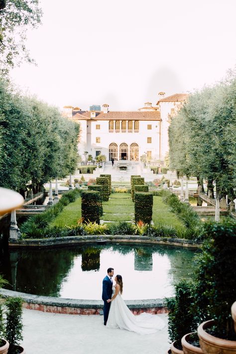 Viscaya Photography, Vizcaya Photoshoot, Vizcaya Wedding, Vizcaya Museum, Gardens Wedding, Portrait Photography Poses, Engagement Photo Inspiration, Wedding Shots, Engagement Shoot