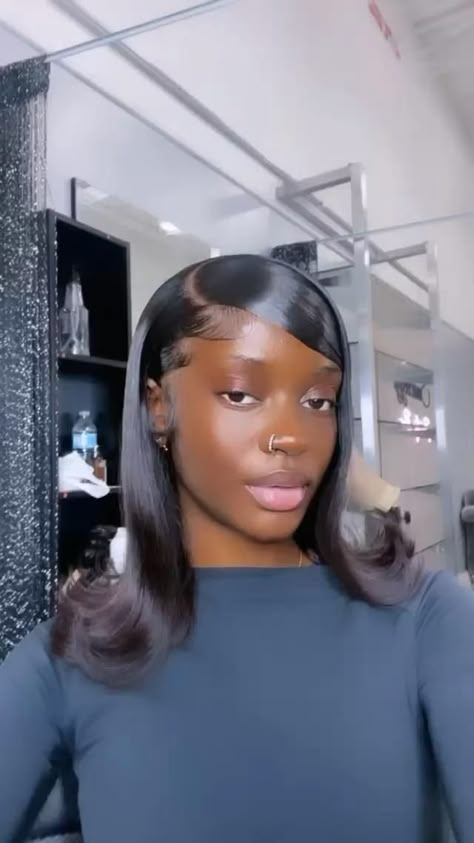 Graduation Wig Ideas, Short Graduation Hairstyles, Flipped Ends Hairstyles Black Women, Flipped Hairstyles Black Women, Graduation Hairstyles For Black Women, Prom Hairstyles For Black Women, Hairstyles Black Hair, Prom Hairstyle, Frontal Wig Hairstyles