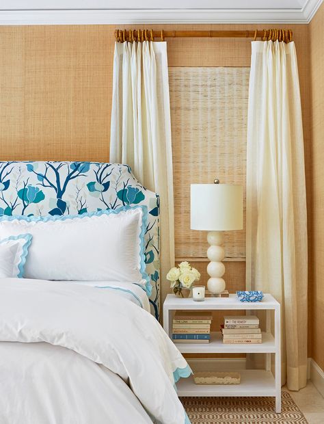 Considering Grass-Cloth Wallpaper? Here's What to Know Before Applying the Classic Material White Coastal Bedroom, Bedroom Throw Pillows, Grass Cloth Wallpaper, Tropical Chic Decor, Costal Bedroom, Coastal Bedroom Ideas, Cloth Wallpaper, Taupe Walls, Bedroom Throw