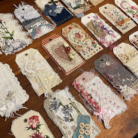 Fabric Scrap Bookmarks, Fabric Snippets For Junk Journals, Slow Stitch Fabric Journals, Vintage Sewing Books, Fabric Bookmarks, Fabric And Lace Junk Journal, Homemade Journal, Hexie Quilts Patterns, Vintage Valentine Crafts