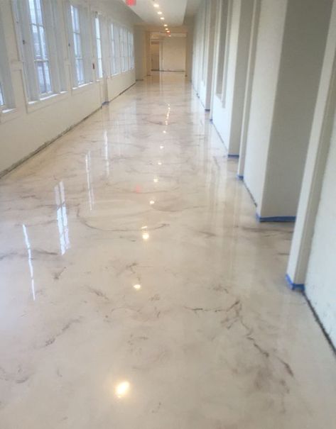 epoxy floors are often chosen for their amazing and bright look, here pearl metallic epoxy floors look wow Metallic Epoxy Floor, Decoration Beton, Smooth Concrete, Concrete Stained Floors, Marble Floors, Plafond Design, Basement Flooring, Epoxy Floor, Stained Concrete