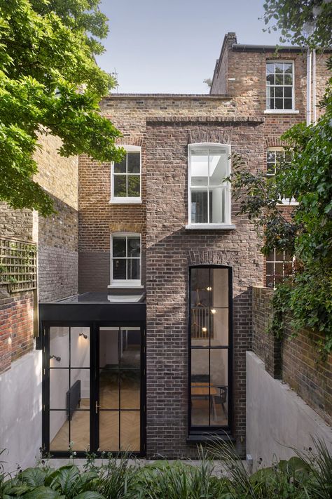 Brick Extension, Architecture Renovation, House Extension Design, London Architecture, Extension Designs, Tower House, Casa Container, London House, Georgian Homes