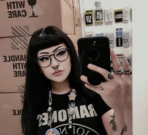 Dark Makeup Glasses, Goth Glasses Makeup, Alt Makeup With Glasses, Goths With Glasses, Goth Makeup Glasses, Goth Makeup With Glasses, Alt Glasses, Goth With Glasses, Goth Bangs