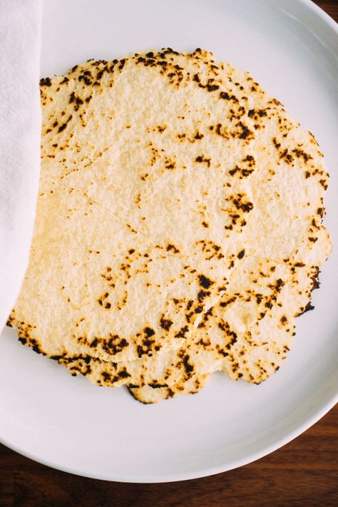 If you are missing tortillas on your low carb diet then look no further! This easy Keto tortilla recipe will help to banish those cravings. Prepared with jus... Keto Tortilla Recipe, Keto Tortilla, Tortillas Recipe, Carb Counter, Keto Meal Plans, Diet Tracker, Keto Tortillas, What Can I Eat, Low Carb Vegetarian Recipes