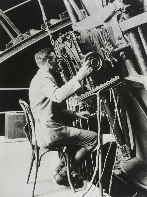 Edwin Hubble Reflecting Telescope, Edwin Hubble, Largest Telescope, Universe Images, Genealogy Records, Hubble Space, Hubble Space Telescope, Ordinary People, Space Telescope