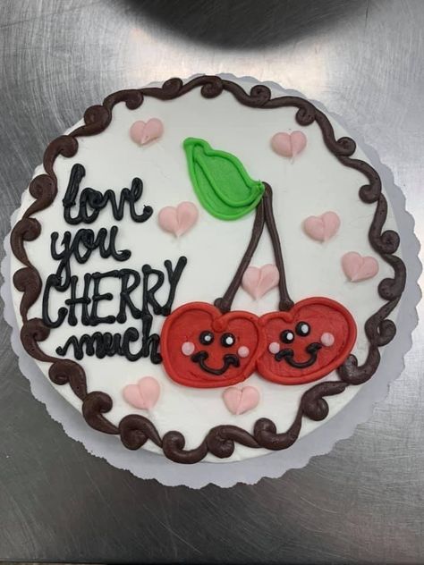 Valentines Day Cake Designs, Valentine Cookie Cake Ideas, Valentines Cake Design, Valentine Cookie Cakes Decorated, Valentines Day Cakes Ideas, Round Valentines Cake, Valentine Bakes, Valentine’s Day Cake Decorating Ideas, Valentine’s Day Cake