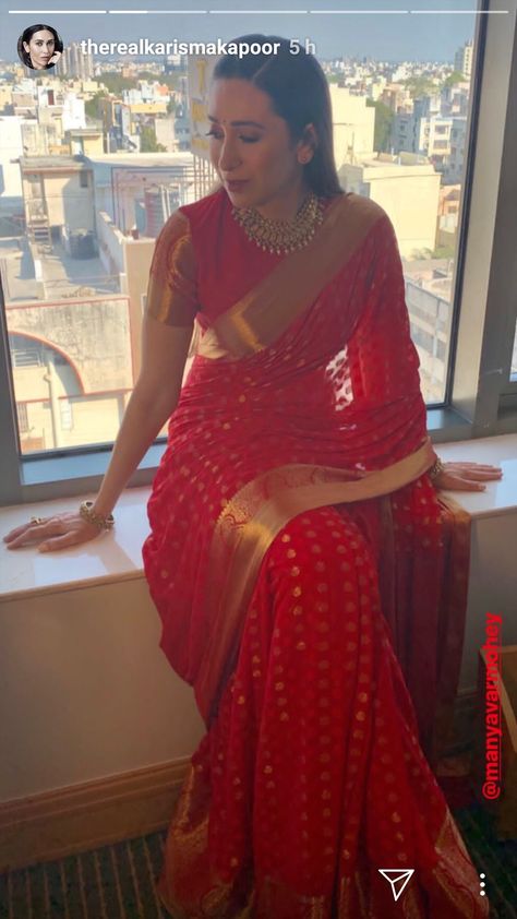 Red Saree Traditional Look, Red Banarasi Saree Blouse Designs Latest, Sarees With Full Sleeve Blouse, Red Silk Saree Blouse Designs, Hot Red Saree Party Wear, Red Silk Saree Look, Red Saree Contrast Blouse, Karwachauth Look In Saree, Red Saree Outfit