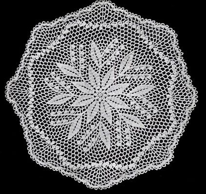 NEW! Lily of the Valley Doily crochet pattern from Star Doily Book No. 137, by American Thread Company. Vintage Crochet Doily Pattern, Free Doily Patterns, Doily Pattern, Vintage Doily, Steel Crochet Hooks, Vintage Crochet Pattern, Crochet Vintage, Crochet Doily Patterns, Doily Patterns