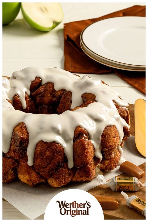 Discover easy-to-make Werther’s Original recipes and try Caramel Apple Pull-Apart Bread. Apple Pull Apart Bread, Easy Monkey Bread, Cinnamon Roll Monkey Bread, Pull Apart Bread, Caramel Recipes, Monkey Bread, Apple Desserts, Sea Food, Pull Apart