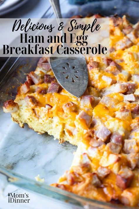 A really delicious and simple overnight breakfast casserole with bread, ham, eggs, and cheese. Can be made up to 2 days in advance! Overnight Breakfast Casserole With Bread, Egg Bake With Bread, Ham Egg Bake, Overnight Ham, Overnight Egg Casserole, Egg And Cheese Casserole, Ham Breakfast Casserole, Egg Breakfast Casserole, Breakfast Casserole With Bread