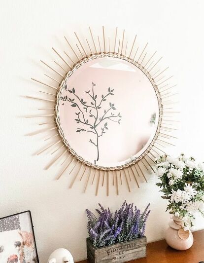 Within the last couple months, I've seen a ton of really cute rattan sunburst mirrors making a trend lately. Perfect for any bohemian touch to a room. I found a simple basic round mirror on marketplace and along with a couple other items, I turned it into a beautiful, budget-friendly and trendy DIY! This is the finished sunburst mirror in my guest bedroom. I found the mirror for $20 on Marketplace, but you can find them at the craft store too in different sizes depending on what you… Pottery Barn Mirror Hack, Build A Shoe Rack, Diy Sunburst Mirror, Pottery Barn Mirror, Looking Glass Spray Paint, Dollar Store Mirror, Mirror Barn Door, Diy Mirrors, Mirror Hack