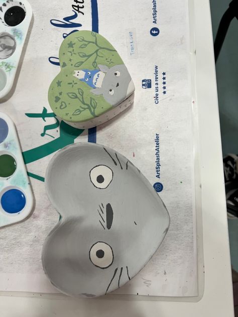 Coraline Pottery Painting, Calcifer Pottery Painting, Studio Ghibli Clay Tray, Cute Handmade Pottery, Totoro Pottery Painting, Anime Pottery Painting Ideas, Pottery Painting Ideas Studio Ghibli, Howls Moving Castle Pottery, Pottery Painting Studio Ghibli