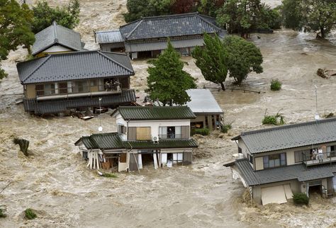 Typhoon Etau Triggers Flooding in Japan Nuclear Plant, Weather Underground, Tropical Storm, Shiga, The Weather Channel, Pictures Of The Week, Japan Photo, Natural Disasters, Cuba