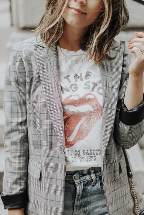 Blazers & Graphic Tee's — Annie Paventy Graphic T Business Casual, T Shirt Blazer Outfit, Graphic T Shirt And Blazer Outfit, Graphic T With Blazer, Blazer With Tshirt Women, Graphic Tee Under Blazer, Blazer With Rock Tshirt, Band Tee With Blazer Outfit, Graphic Tees And Blazers Outfits