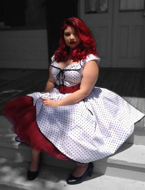 Rockabilly Fashion Plus Size, Moda Pin Up, Plus Size Rockabilly, Rockabilly Girls, Rockabilly Outfits, Pin Up Outfits, Psychobilly, Rockabilly Dress, Rockabilly Fashion