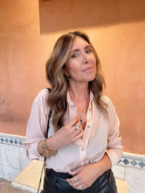 The Trends a 57-Year-Old Influencer Wears for Compliments | Who What Wear Zara Blazer, Oversized Blouse, Color Pairing, Winter Trends, Oversized Blazer, Tall Women, Faux Leather Pants, Nude Color, Night Looks