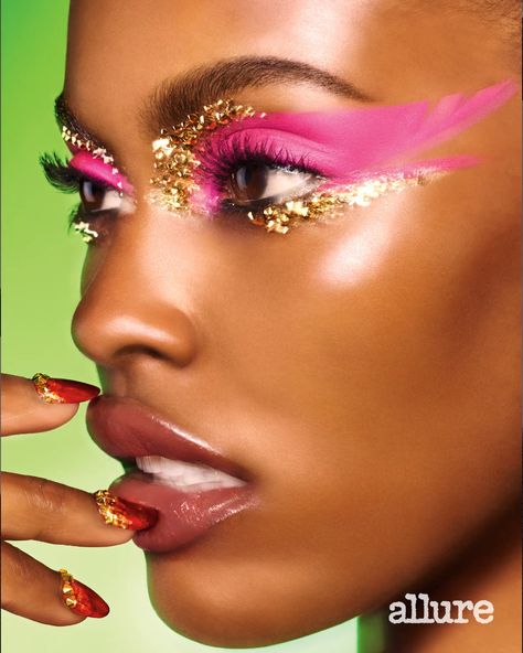 The Genius of Pat McGrath | Cover Story | Allure Rebellious Makeup Look, Mugler Moodboard, Avante Garde Makeup, Beauty Photography Creative, High Fashion Makeup Editorial, Colourful Photoshoot, Makeup Runway, Abstract Makeup, Intense Makeup