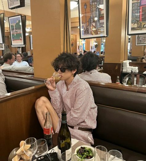 Taehyung at a restaurant Bts, Paris, Twitter, Instagram