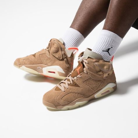 Jordan 6 Travis Scott British Khaki, Jordan 6 British Khaki, Travis Scott 6s Khaki Outfit, Air Jordan 6 Retro Outfits, Jordan 6 Travis Scott Outfit, Jordan 6 Outfit Men, Jordan 6 Travis Scott, Mode Hip Hop, Khakis Outfit