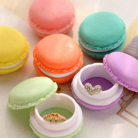 A set of mini macaron trinket boxes you can use for small jewelry, office supplies, or even just for decor. These pretty little things will brighten up your space and your day. Cute Pill Box, Mini Macaron, Candy Jewelry, Medicine Boxes, Pill Case, Packaging Supplies, Small Jewelry, Macaroons, Small Boxes