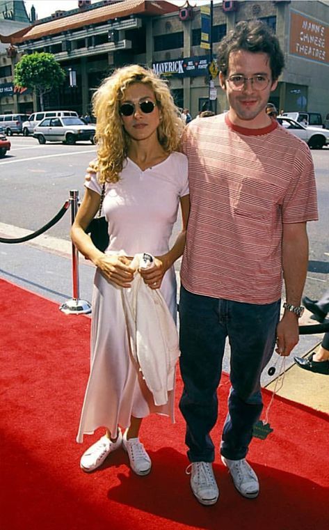 Sarah Jessica Parker Style, Parker Outfit, Carrie Bradshaw Outfits, Matthew Broderick, Cute Celebrity Couples, 90s Fits, Uni Outfits, Outfit 90s, Sarah Jessica