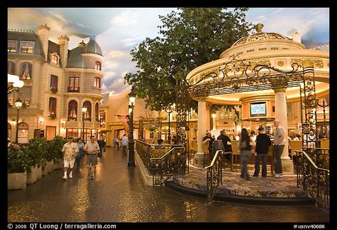 Inside of Paris Las Vegas. I stayed here with my girlfriends when we celebrated our 55th birthdays. Casino Drinks, Las Vegas Paris, Paris Hotel Las Vegas, Las Vegas Eats, Vegas Attractions, Las Vagas, Las Vegas Casino, Paris Las Vegas, Vegas Fun