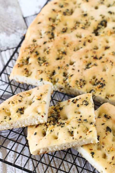 Gluten Free Bread Recipe No Yeast, Herb Focaccia, Bread No Yeast, Gluten Free Focaccia, Homemade Focaccia Bread, Yeast Free Breads, Herb Oil, Gluten Free Yeast Free, Savory Recipe