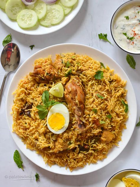 Indian Food London, Chicken Coconut Milk, Chicken Pulao Recipe, Pulao Rice, Chicken Pulao, Biryani Recipes, Roasted Garlic Aioli, Vegan Potluck, Chicken Coconut