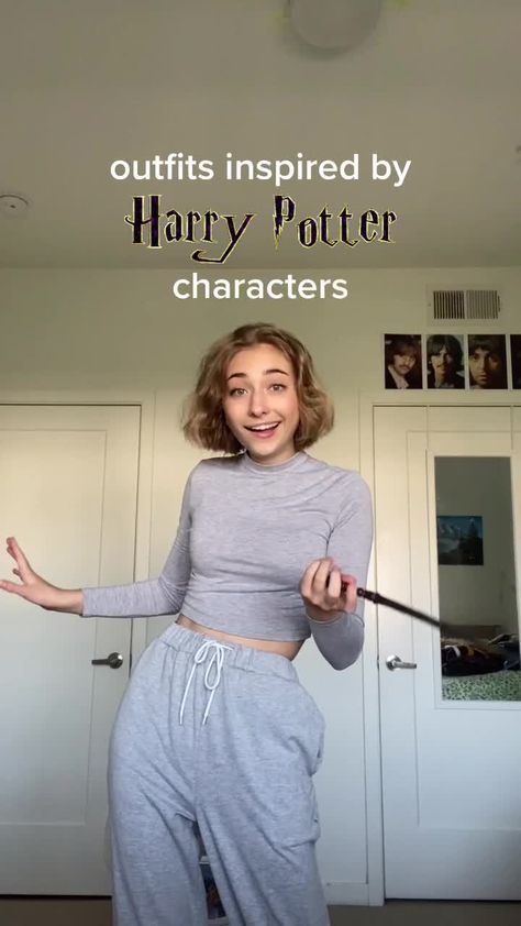 Annie Inspired Outfits, Popular Characters Movies, Harry Potter Diy Outfit, Harry Potter Outfit Inspired, Slytherin Outfit Inspiration, Subtle Harry Potter Outfit, Sabrina Carpenter Harry Potter, Wizarding World Outfit Ideas, Cute Hogwarts Outfits