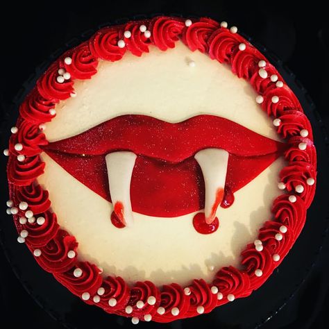 #BiteMe #halloween2016 #sinisin #vampire #fangs #custom #cake #cakery #parkave #teambrittney #teamginger Vampire Cakes Birthday, Vampire Cake Ideas, Vampire Cake Birthday, Vampire Birthday Cake, Vampire Cake, Fairy Birthday Cake, Vampire Fangs, Halloween 2016, Fairy Birthday