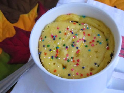 Cookie In A Cup, Mug Cookie Recipes, Old Fashioned Sugar Cookies, Cookie Mug, Lemon Biscuits, Cookie In A Mug, Mug Cake Microwave, Mug Recipes, Cookie Cups