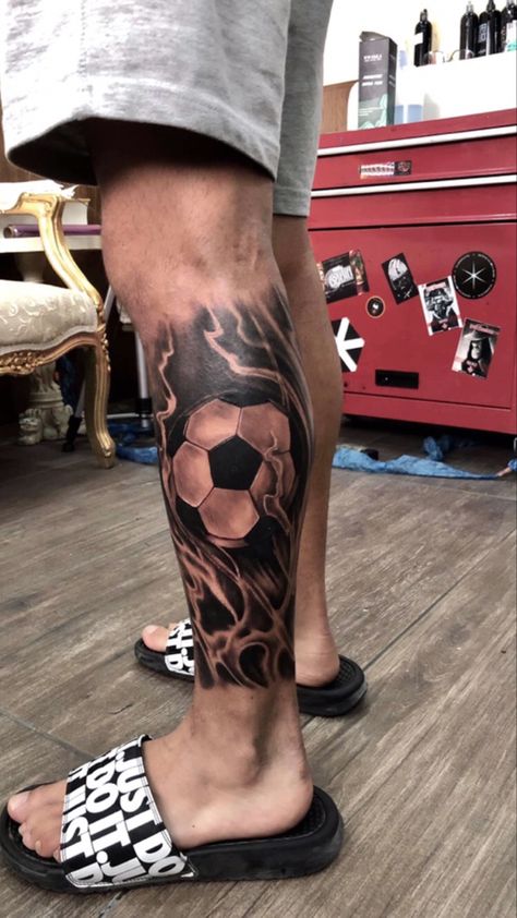 Footballer Tattoos For Men, Football Leg Tattoo, Soccer Tattoos For Men Leg, Football Tattoo Ideas For Men Leg, Tattoo Futbol Ideas, Football Tattoo Ideas For Men, Soccer Tattoos For Men, Lower Leg Tattoos For Men, Football Tattoo Design