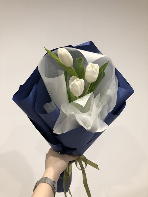 Bouquet for mother 3 Tulips Bouquet, Bouquet Of Flowers For Men, Men Flower Bouquet, Male Bouquet, Bouquet For Man, Flower Arrangements For Men, Flowers For Men Gift Man Bouquet, Mens Bouquet, Bouquets For Men