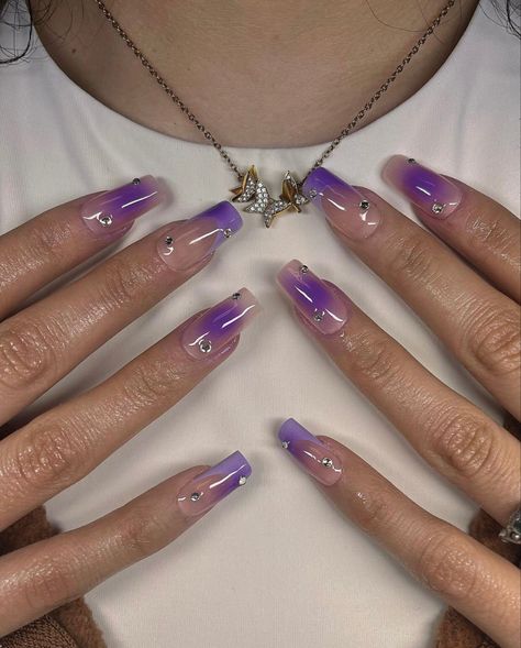 Maddi Nails Euphoria, Maddie Perez Nails Euphoria, Euforia Nails, Euphoria Nails Ideas Cassie, Maddie’s Nails Euphoria, Maddie Euphoria Nails, Maddie Nails Euphoria Season 2, Euphoria Nails Ideas, Maddie Euphoria