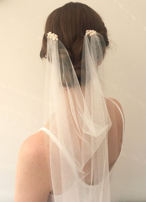 1920s Style Wedding, Vintage Style Veil, Modern Veil, Drape Veil, Unique Veil, Boho Veils, Wedding Veil Vintage, Kiss The Bride, Floral Veil