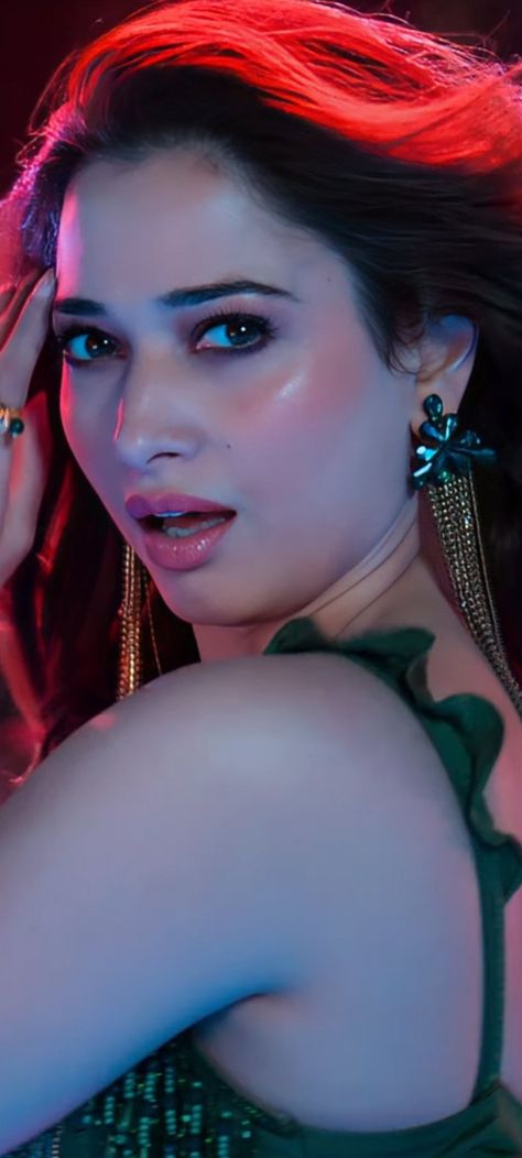 Bollywood Stars Actresses, Thamanna New Photos, Tamanna Bhatia, Dipika Padukone, Aishwarya Rai Photo, Samantha Photos, Indian Star, Elegant Makeup, Stylish Women Fashion