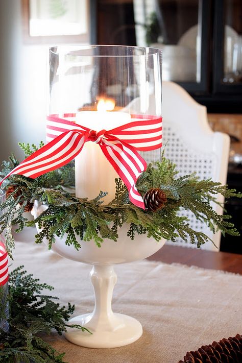 festive christmas decor Natal Country, Christmas Centerpiece, Noel Christmas, Christmas Kitchen, Christmas Centerpieces, Country Christmas, Cozy Christmas, Ideas Christmas, Christmas Deco