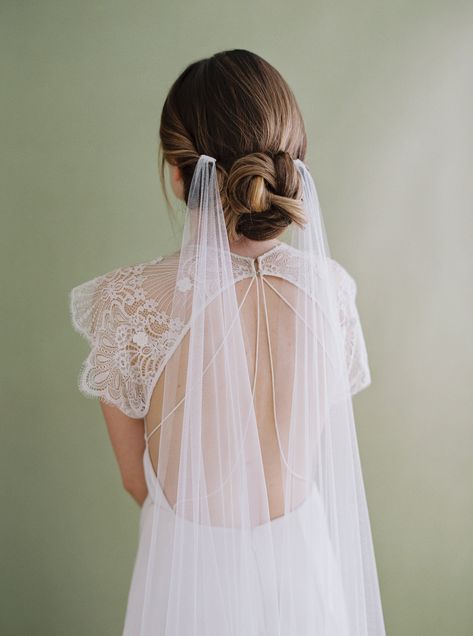 Wedding Hair With Veil, Draped Veil, Hair With Veil, Boho Veil, Drape Veil, Wedding Ponytail Hairstyles, Boho Veils, Draping Wedding, Veil Long