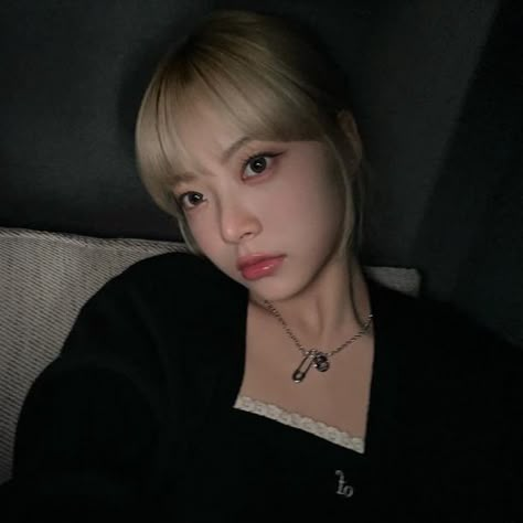 le sserafim eunchae icon Eunchae Instagram, Eun Chae, Eunchae Le Sserafim, Nakamura Kazuha, Huh Yunjin, Indie Pop Music, Miyawaki Sakura, Kim Chaewon, I Love Girls