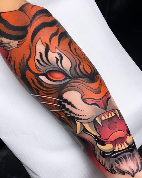 Traditional Tiger Tattoo, Neo Traditional Art, Tatuaje Cover Up, Japanese Tiger Tattoo, Tiger Tattoo Sleeve, Neo Tattoo, Sketch Tattoo Design, Tatuaje A Color, Traditional Tattoo Design