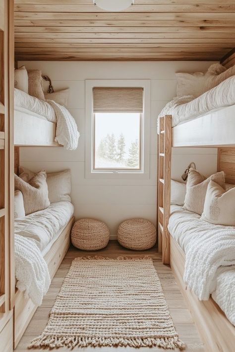 Cottage Bedroom Bunk Beds, Vacation Bunk Room, Lakehouse Bunk Room, Beach House Bunk Room Ideas, Bunk Bed Ideas For Small Rooms, Farmhouse Bunk Beds, Beach House Bunk Room, Bed Ideas For Small Rooms, Beach House Guest Room