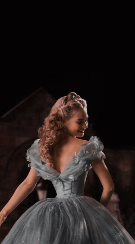 Cinderella 2015 Wallpaper, Lilly James Cinderella, Lily James Wallpaper, Lily James Aesthetic, Lily James Cinderella, Princess Core Aesthetic, Cinderella Movie 2015, James Wallpaper, Cinderella Live Action