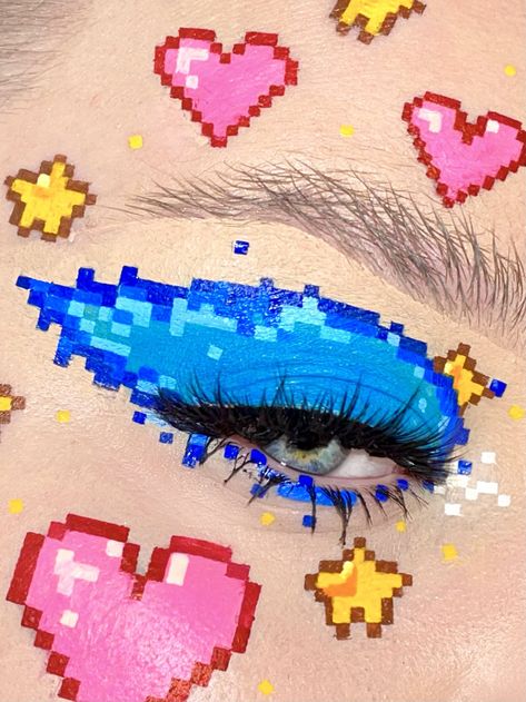 Amy🎨 on Twitter: "low resolution makeup👾… " Mekap Mata, Indie Makeup, Cute Eye Makeup, Face Art Makeup, Graphic Makeup, Halloween Tattoo, Cool Makeup Looks, Smink Inspiration, Eye Makeup Designs