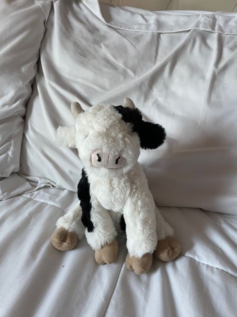 Cow Stuffed Animal Aesthetic, Jelly Cat, Jellycat Stuffed Animals, Birthday Wishlist, Cute Stuffed Animals, Cute Plush, 16th Birthday, Christmas Wishlist, Christmas Birthday