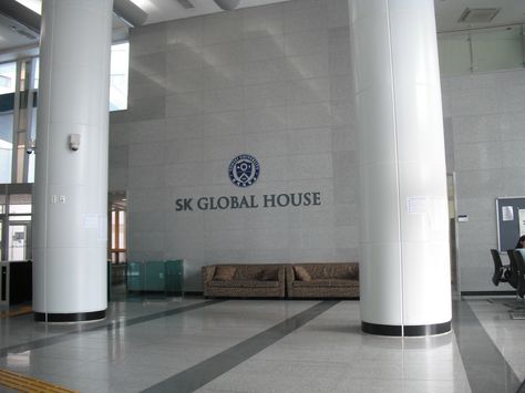 SK Global House - A place one can stay while learning Korean at Yonsei University Yonsei University Inside, Yonsei University Classroom, Yonsei University Dorm, Yonsei University Uniform, Dream University, Korean Study, Yonsei University, Vision Board Pics, Korea University