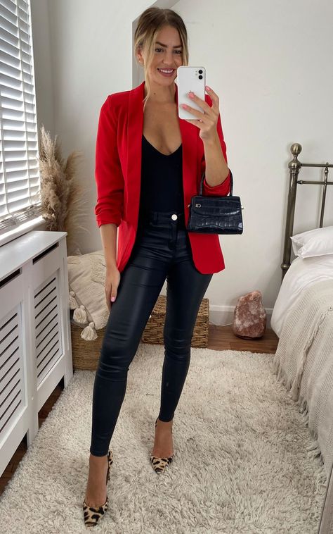 Works Christmas Party Outfit, Red Heels Christmas Outfit, Styling A Red Blazer, Christmas Get Together Outfits, Casual Work Christmas Party Outfit Jeans, Work Party Outfits Women, How To Style A Blazer Casual, Casual Night Out Outfit Winter Jeans, Christmas Party Office Outfit